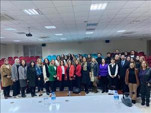 Yalova Üniversitesi Demokrasi ve İnsan Hakları Kulübü İlk Etkinliğini Gerçekleştirdi